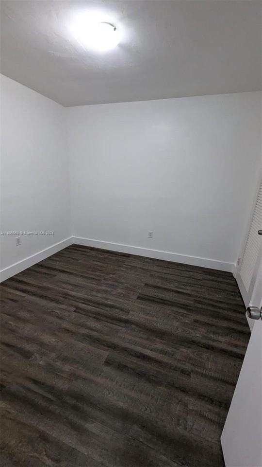 815 Nw 200th Ter #1 - Photo 2 of 8
