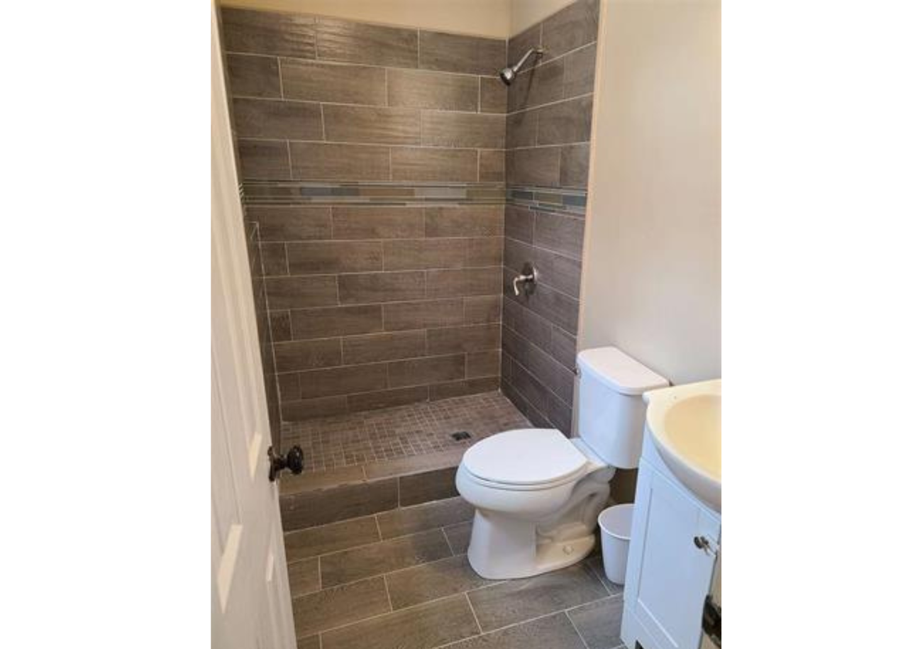 8 Kayleigh Dr - Photo 2 of 9
