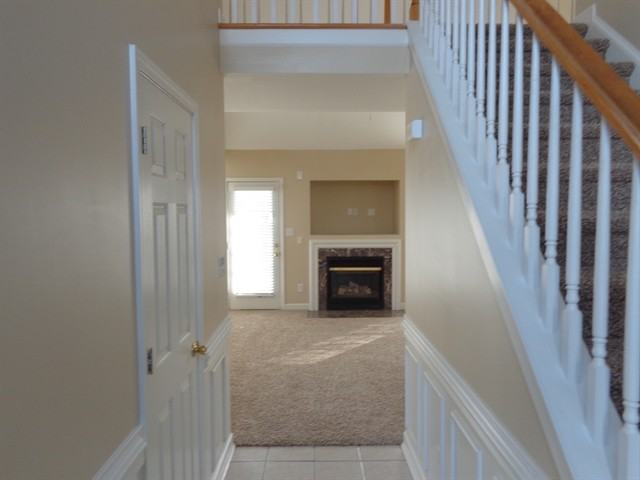 7437 Icon Way - Photo 2 of 12