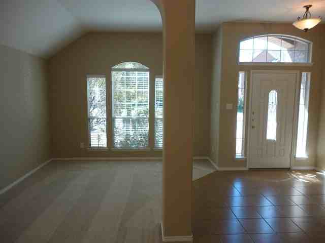 5217 Lori Valley Ln - Photo 2 of 10