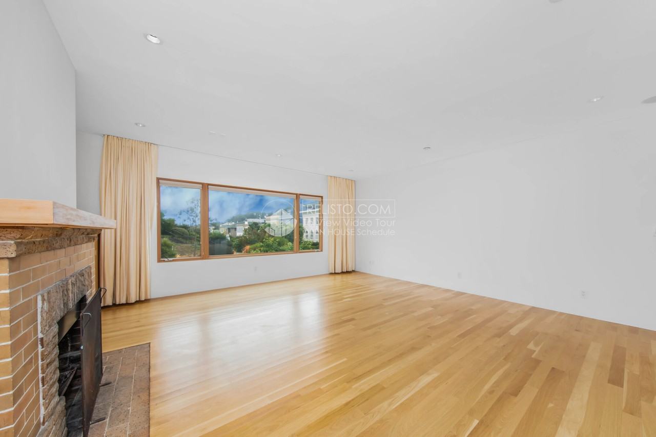 450 36th Ave - Photo 3 of 46