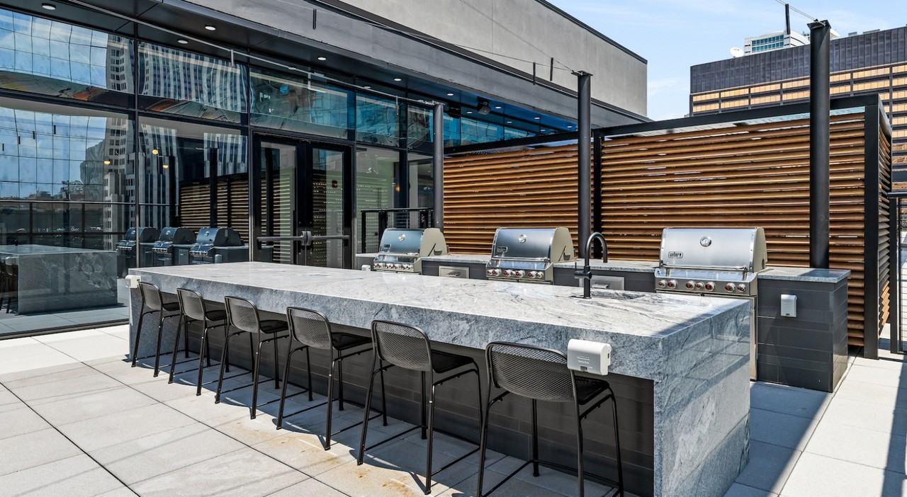 218 E Grand Ave #1-1 - Photo 7 of 13