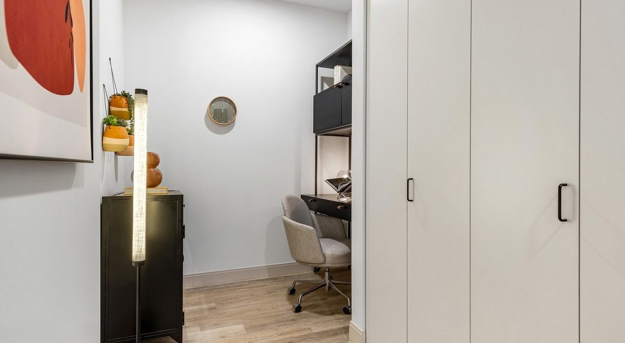 218 E Grand Ave #1-1DEN - Photo 7 of 17