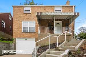 featured image of 125 W Marion St