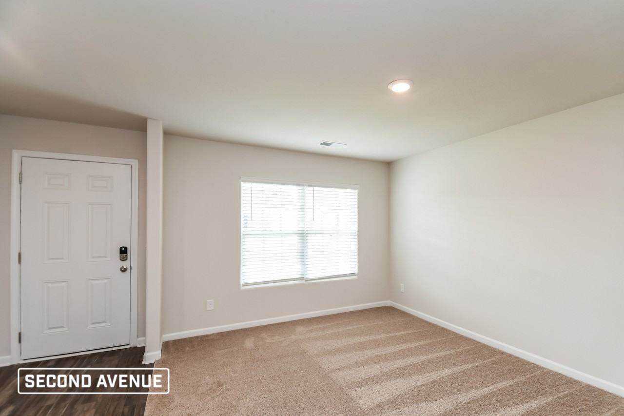 632 Wild Tulip Ct - Photo 7 of 24