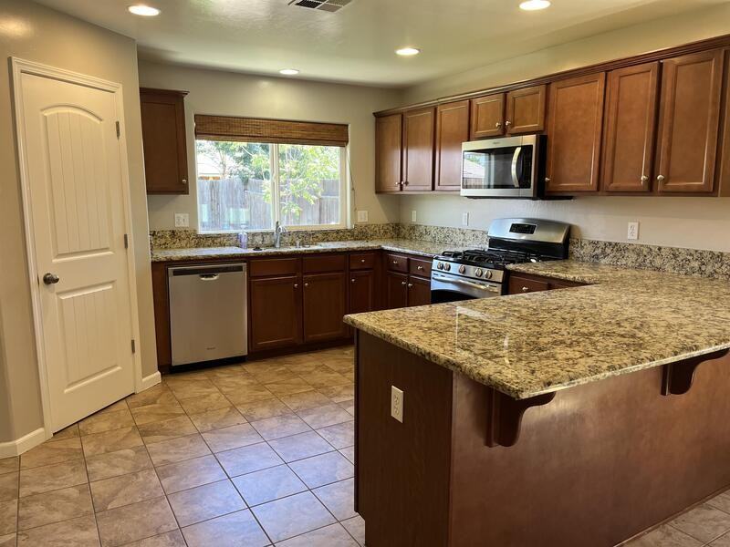 13009 Morning Song St - Photo 2 of 10