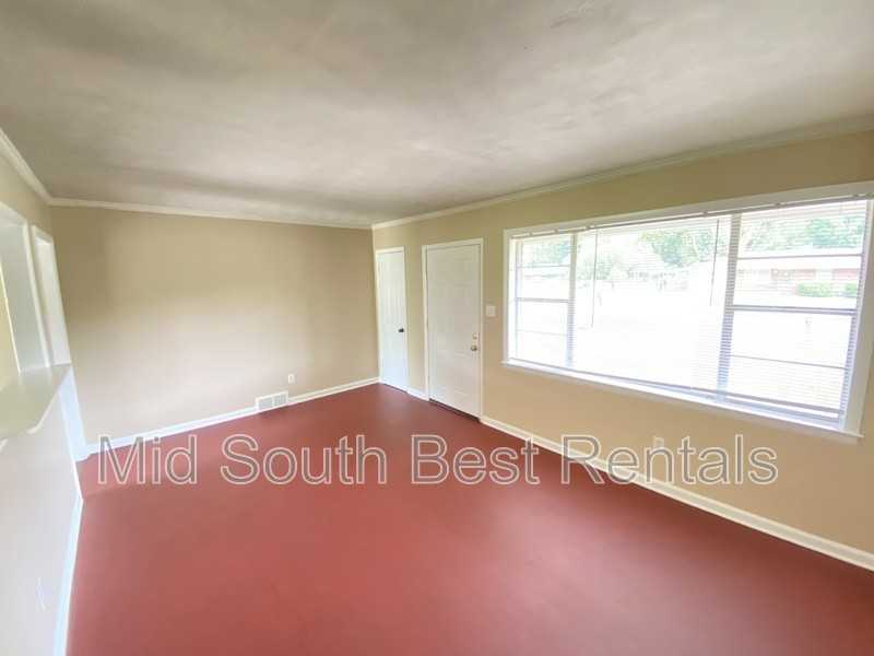 341 Whiteville Ave - Photo 2 of 10