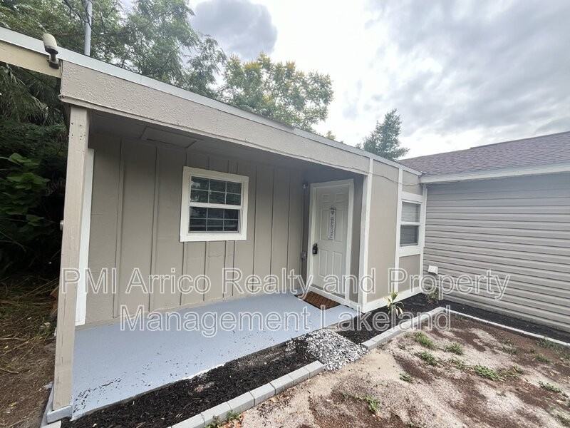 2326 E Peachtree St - Photo 2 of 14