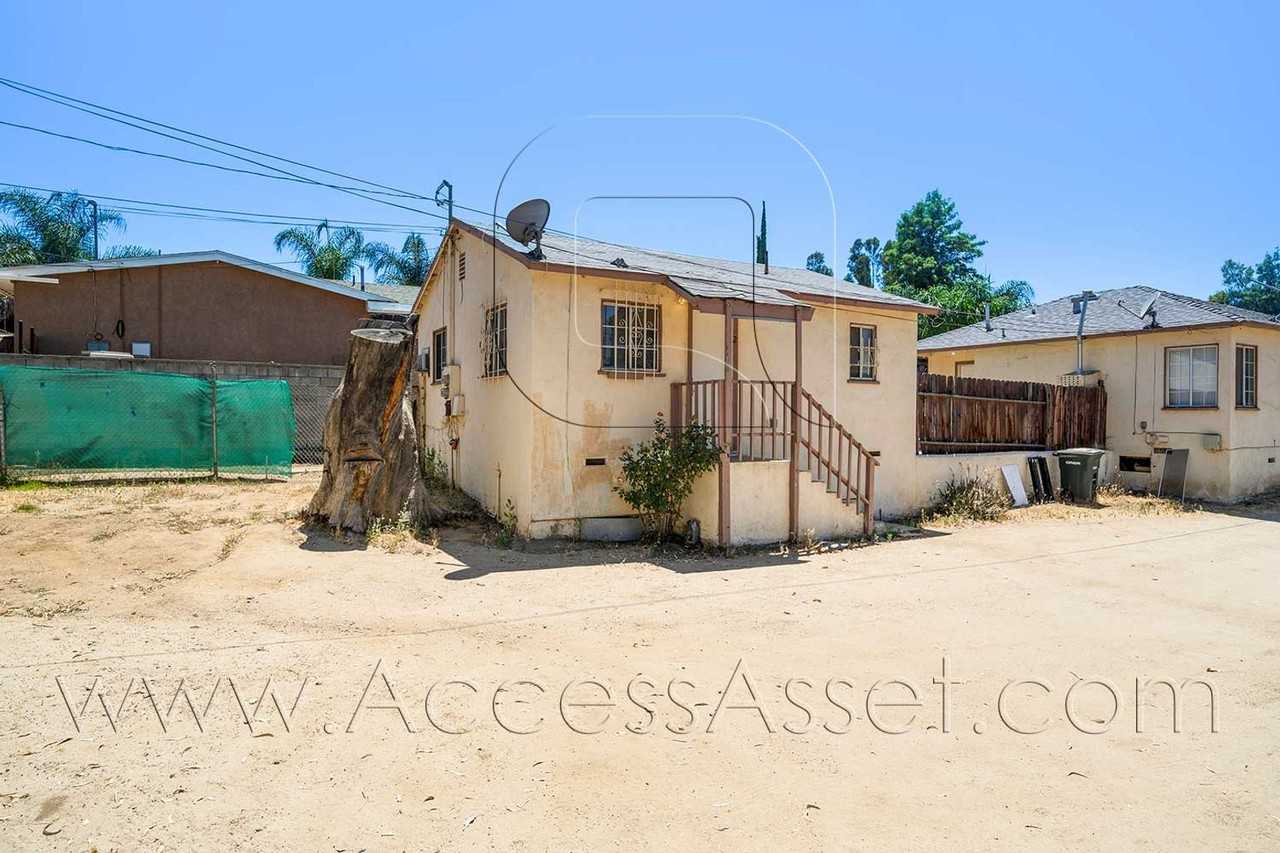 (*) Lindsay 314 - Photo 2 of 17