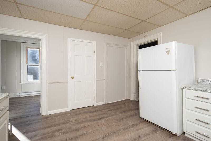 431 10th St - Photo 6 of 30