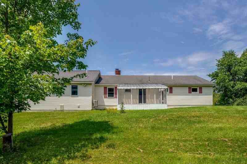 28 New Rd - Photo 3 of 33