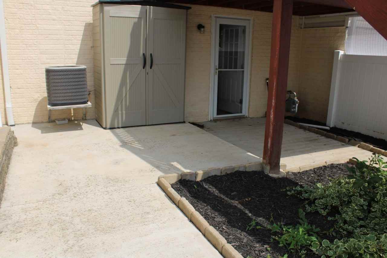 1236 Ledge Dr - Photo 5 of 17