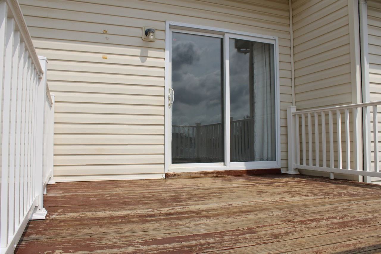 1236 Ledge Dr - Photo 6 of 17