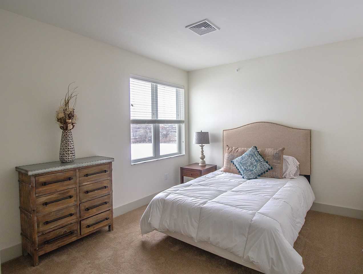 DeLaet's Landing - Photo 6 of 50