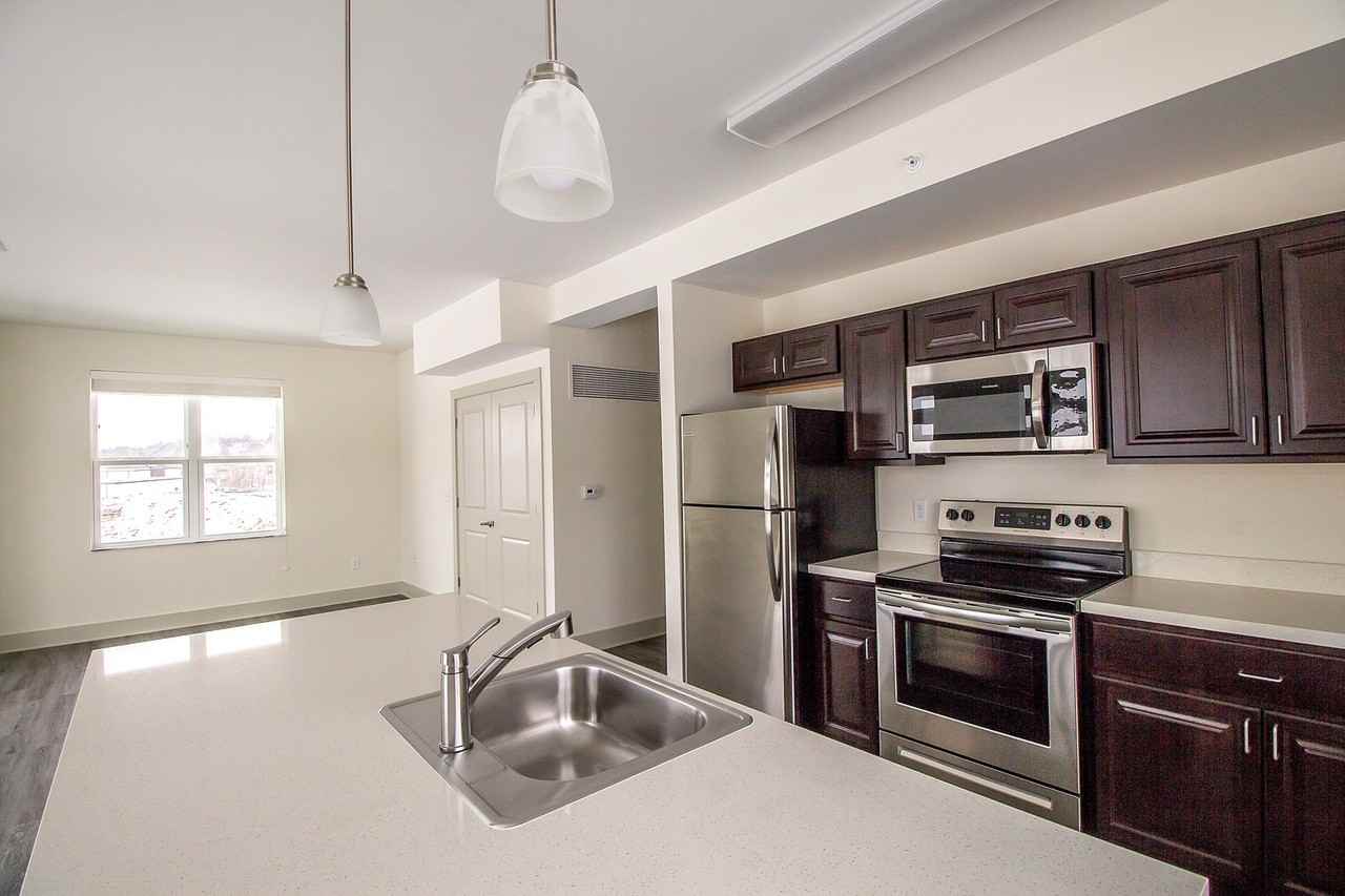 DeLaet's Landing - Photo 6 of 50