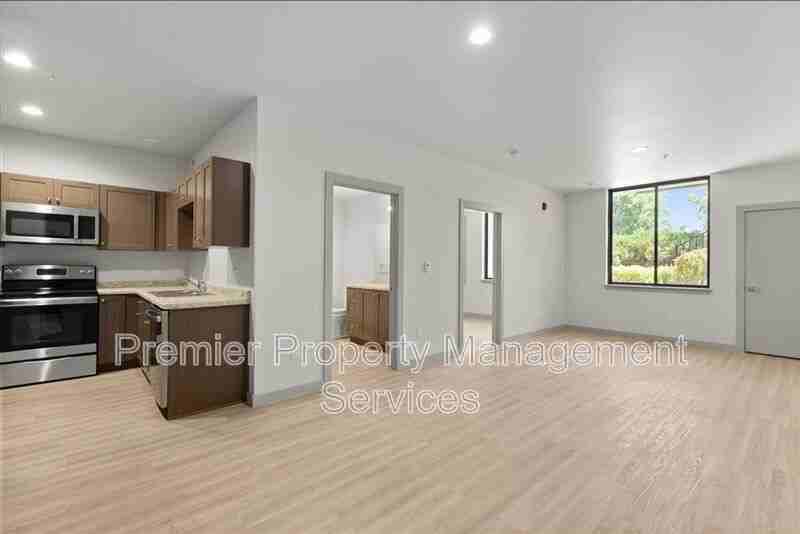 1127 Alderson Ave #211 - Photo 2 of 11