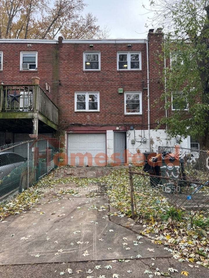 1340 Adair Rd - Photo 2 of 34