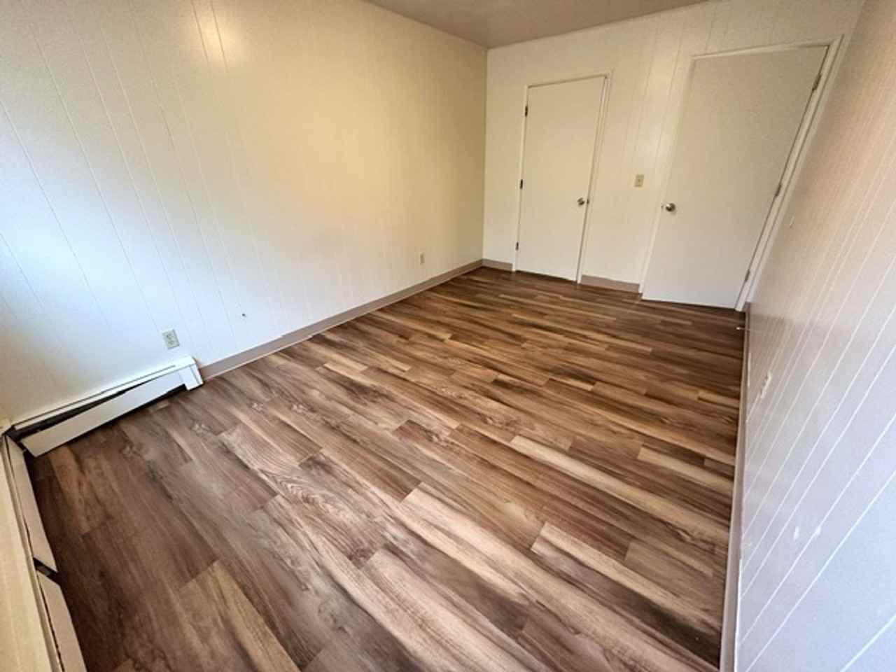 3925 E 9th Avenue - Photo 2 of 24