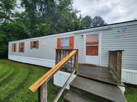 featured image of 944 Hollywood Dr