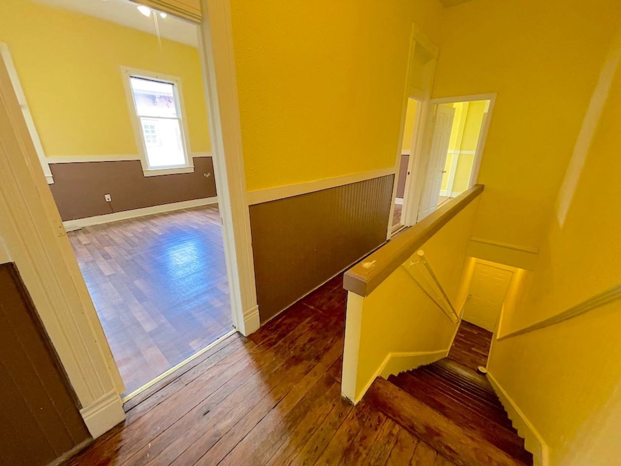 1007 1/2 Jefferson St - Photo 2 of 10