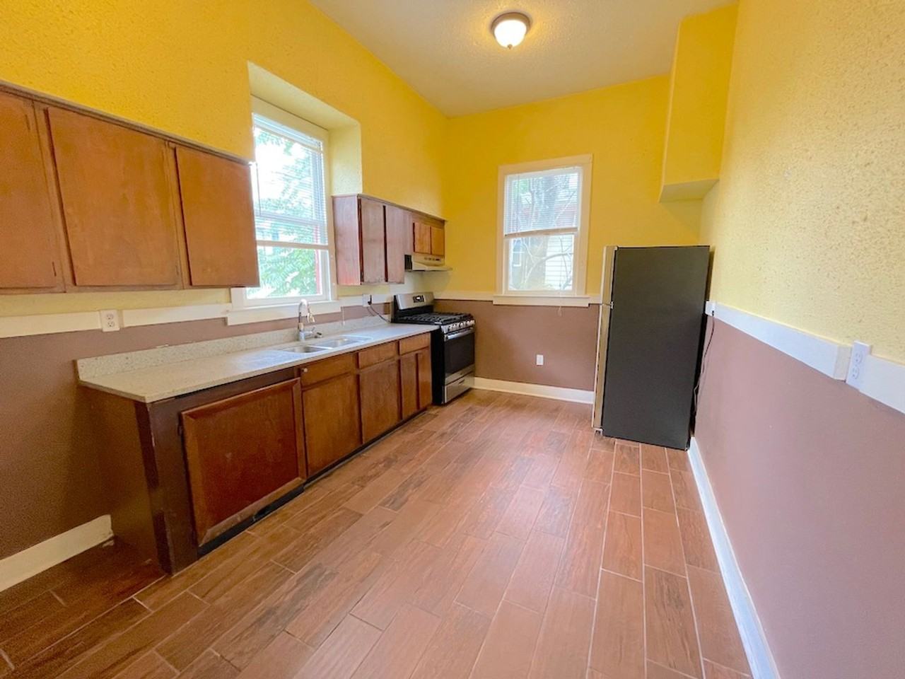 1007 1/2 Jefferson St - Photo 3 of 10