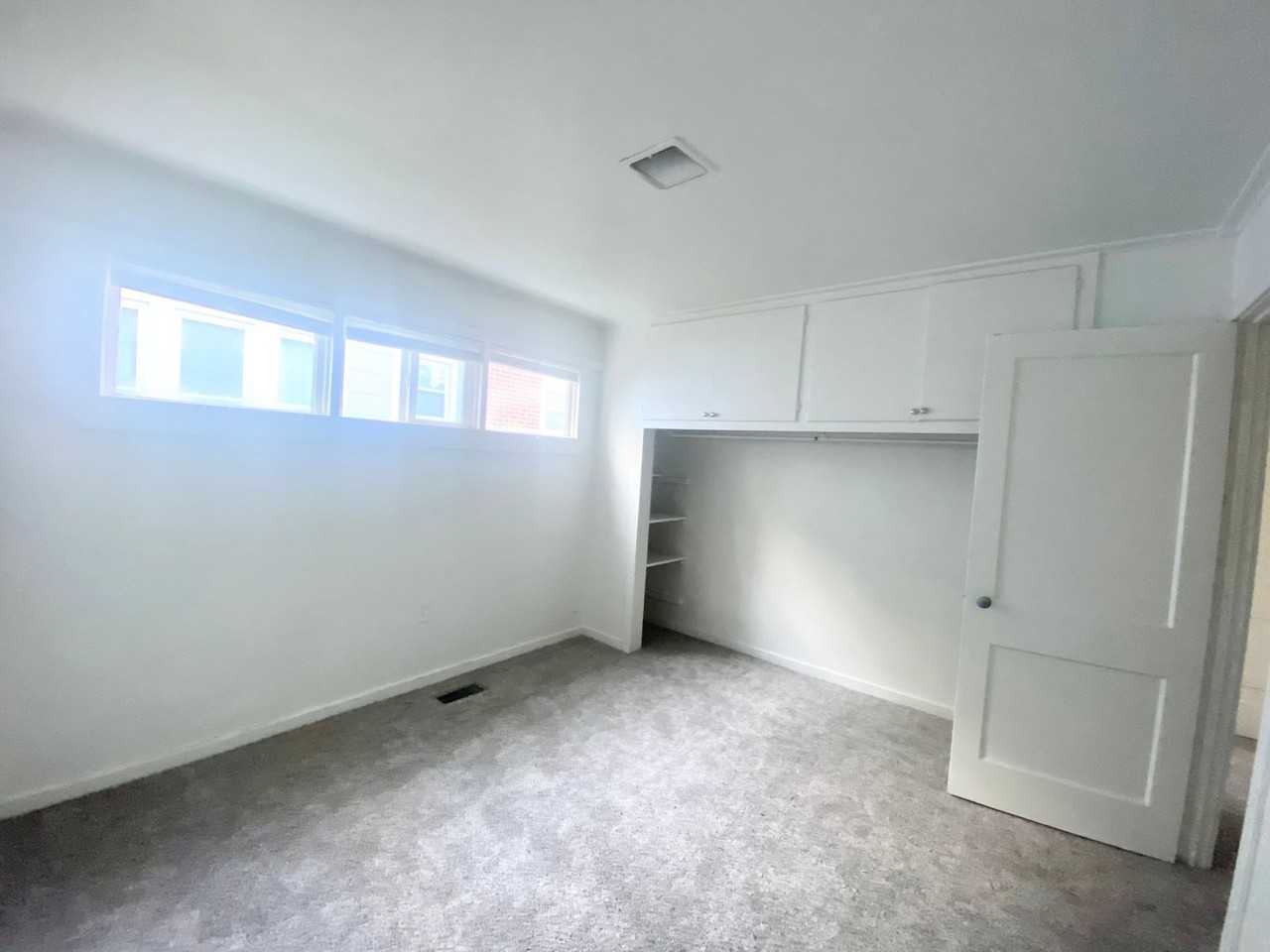 804 Maple St - Photo 2 of 8