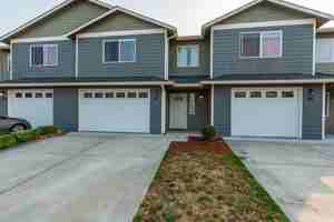 featured image of 90 Northeast Melrose Drive