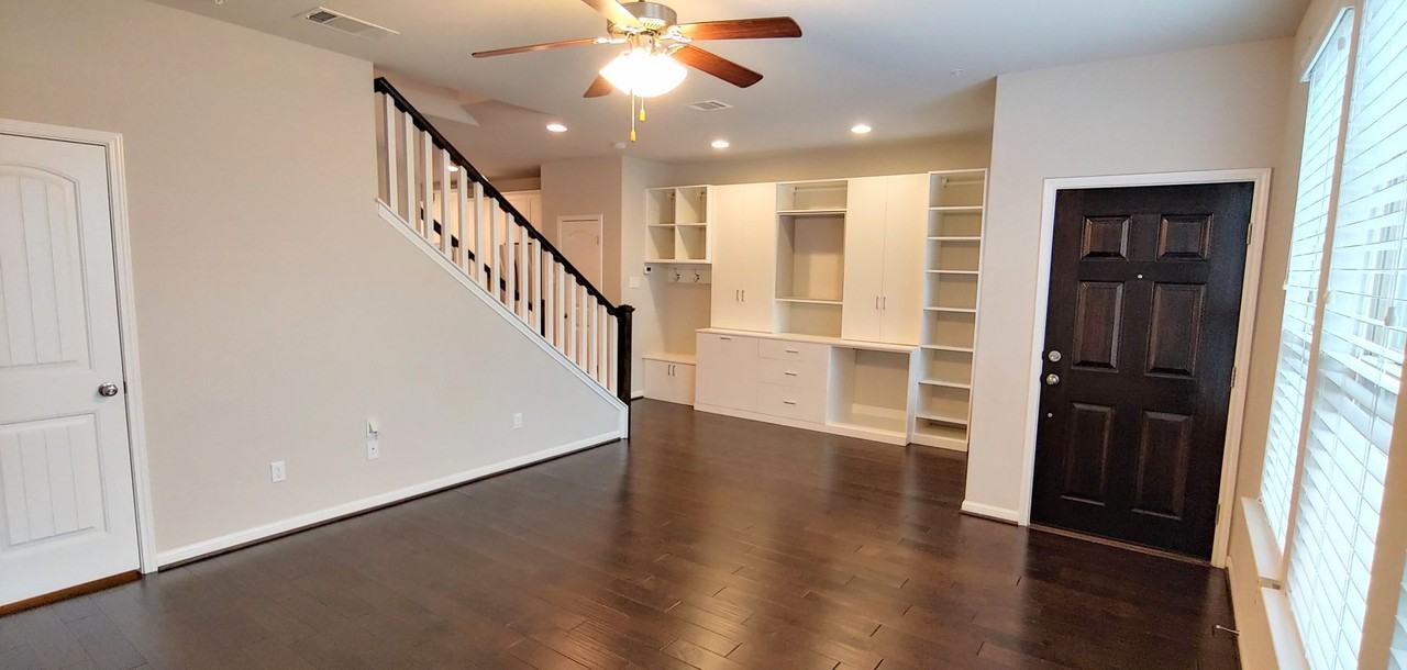 7220 Wyoming Springs Dr #902 - Photo 4 of 30