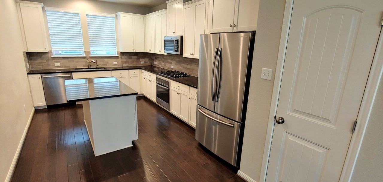 7220 Wyoming Springs Dr #902 - Photo 5 of 30