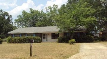 featured image of 408 Maple St