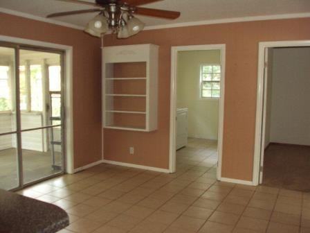 408 Maple St - Photo 5 of 10