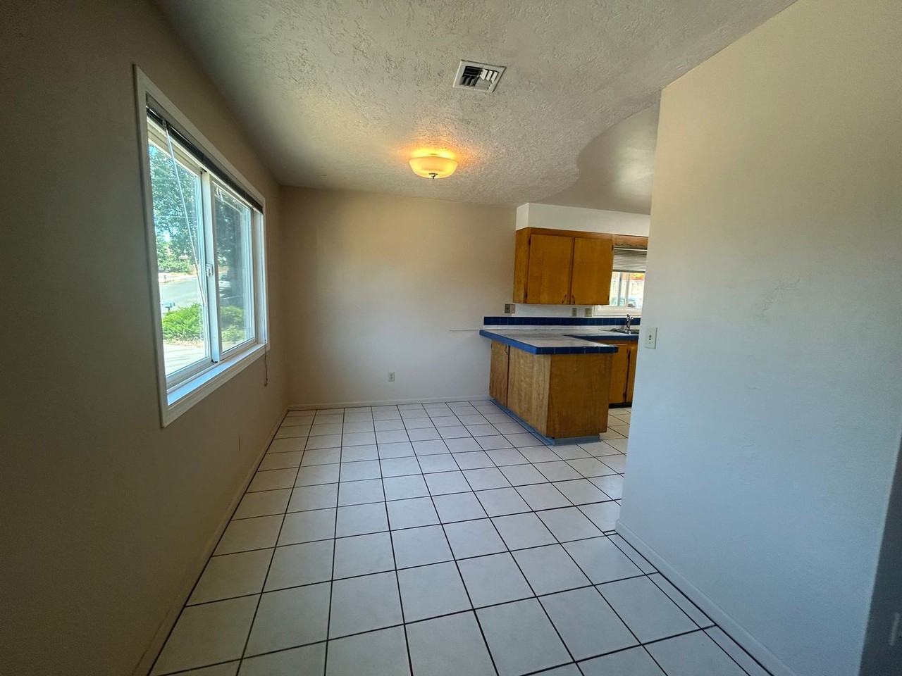 1345 Pleasant Ave - Photo 2 of 17