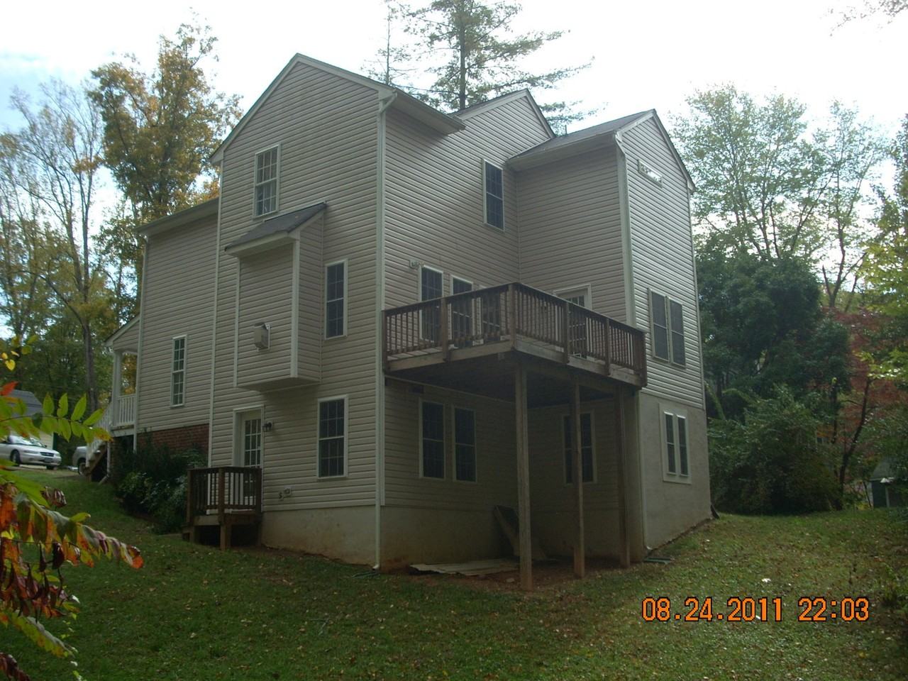 4000 Oakleaf Rd - Photo 3 of 19