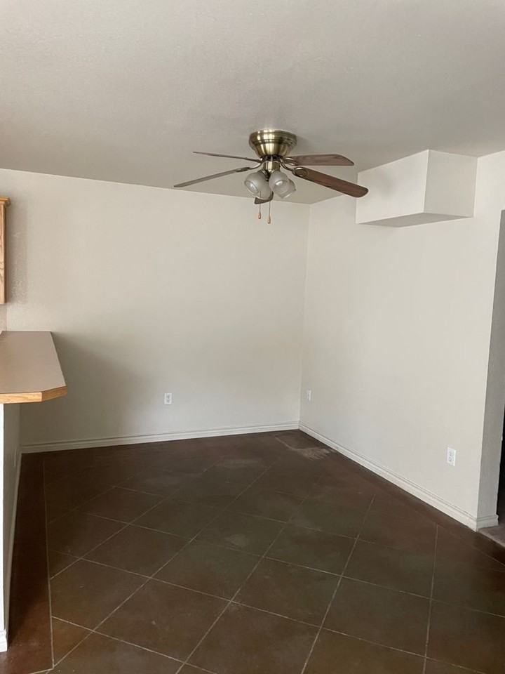 2423 Church St - Photo 6 of 16