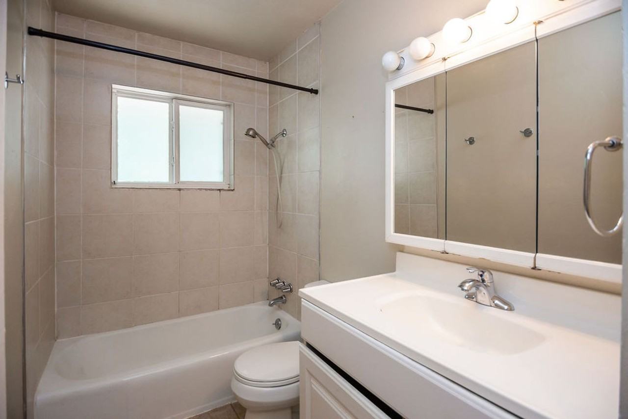 505 Tulane Dr - Photo 3 of 34
