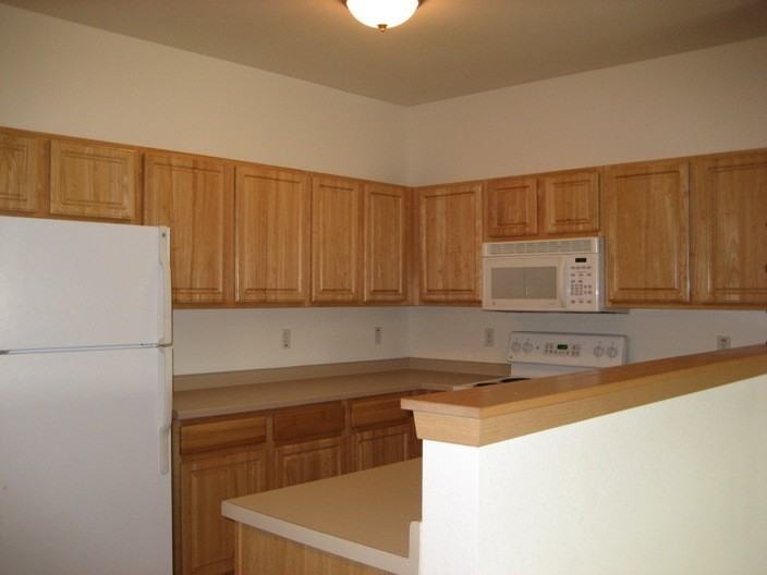 10010 66th Ave #BB - Photo 2 of 19