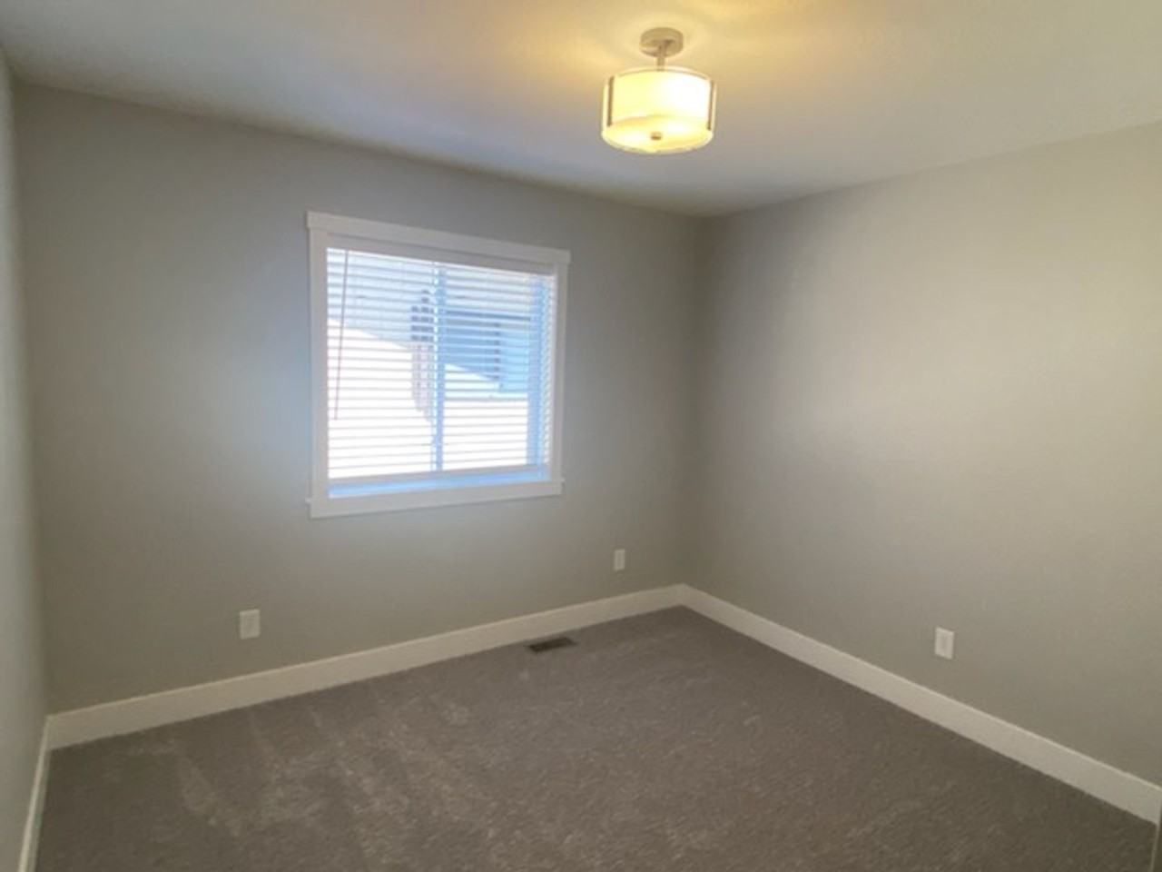 3295 Granger Ave E #22 - Photo 6 of 8