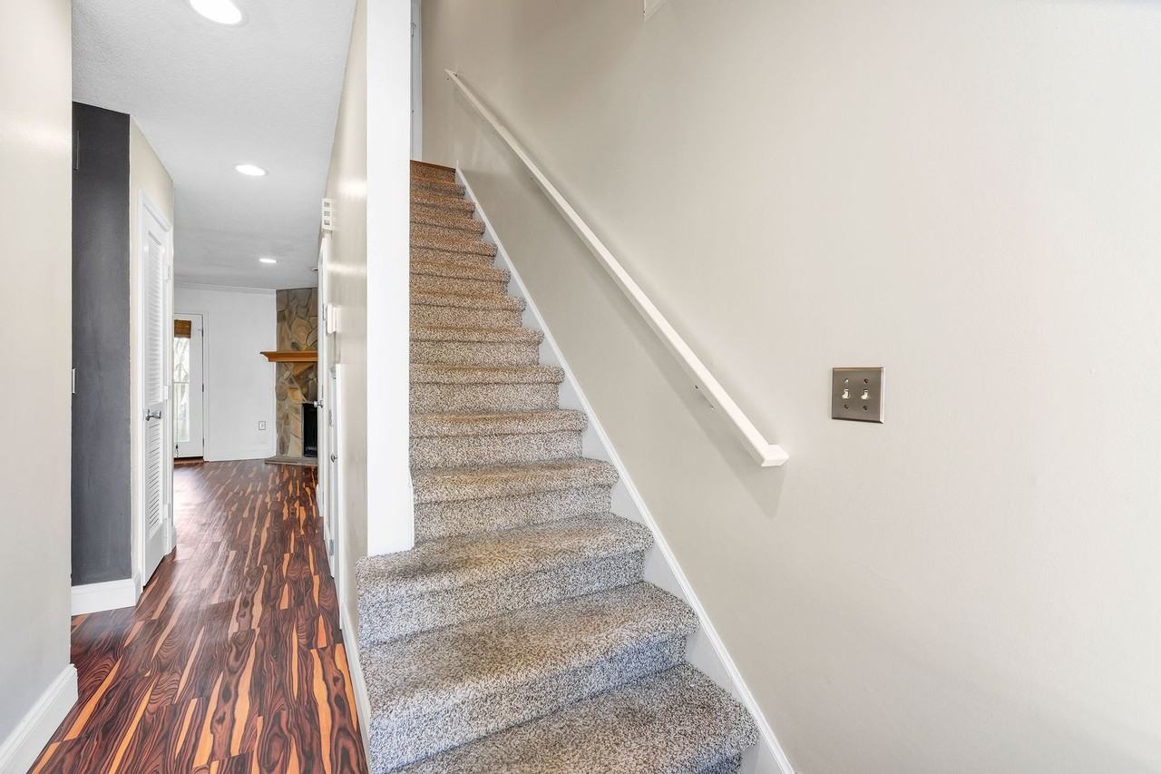 138 Shockley St - Photo 4 of 19