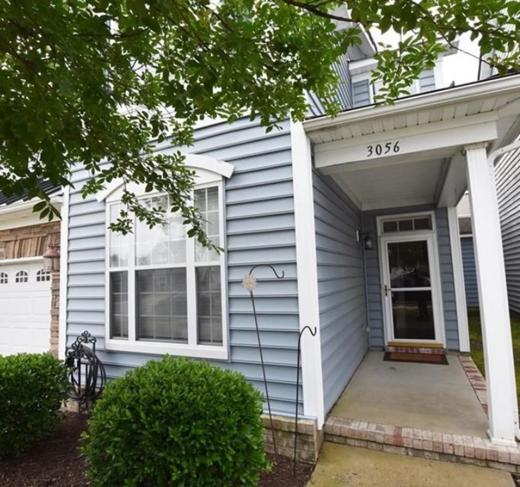 3056 Silver Charm Cir - Photo 2 of 17