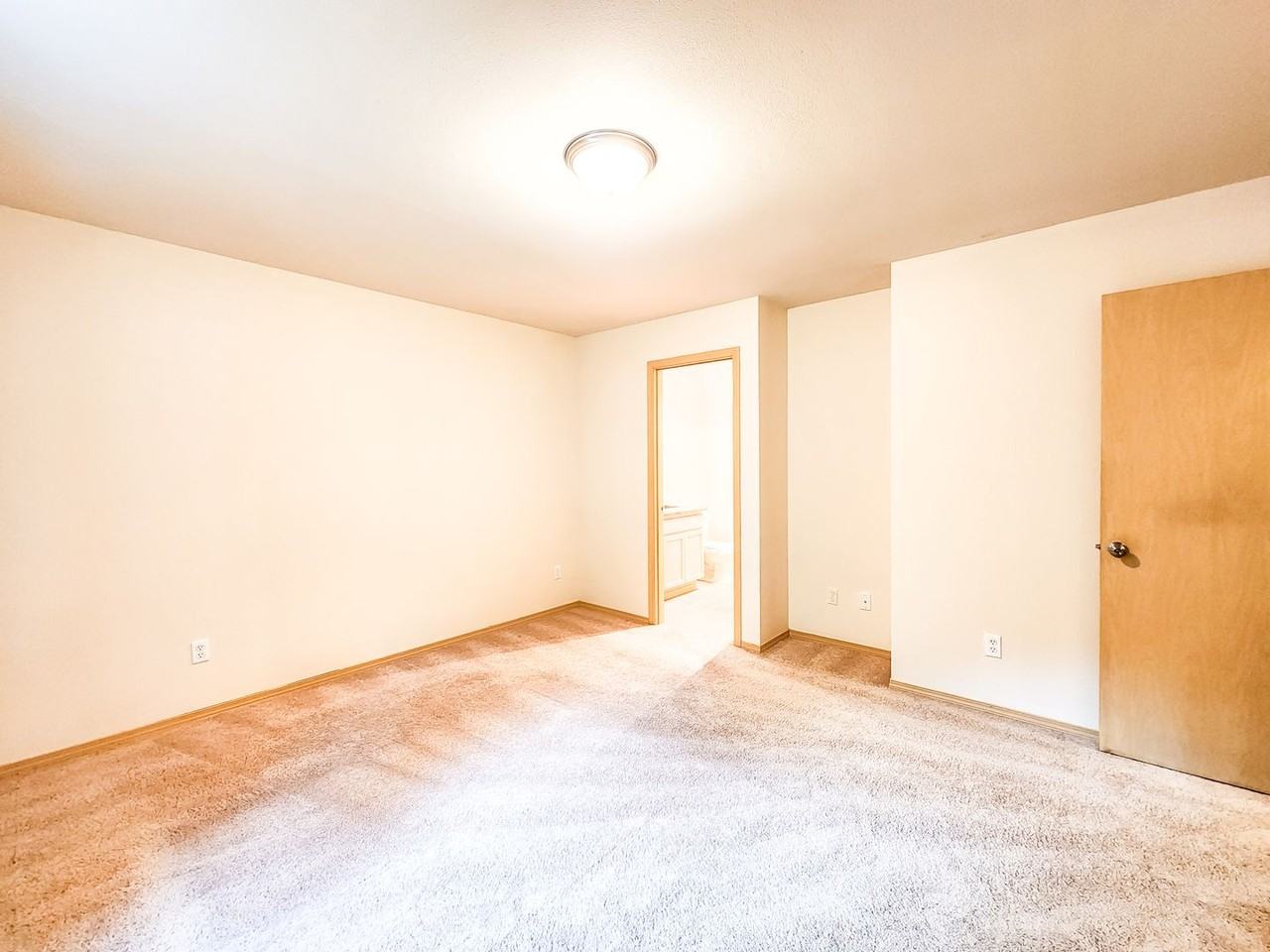 23115 Alder Dr - Photo 7 of 14