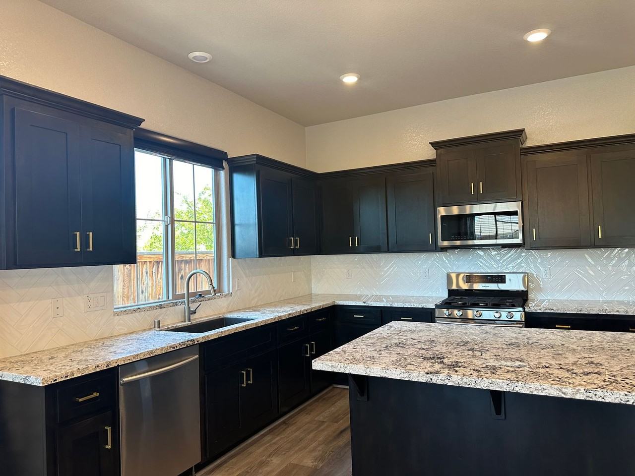 2959 Shady Acres Loop - Photo 3 of 40