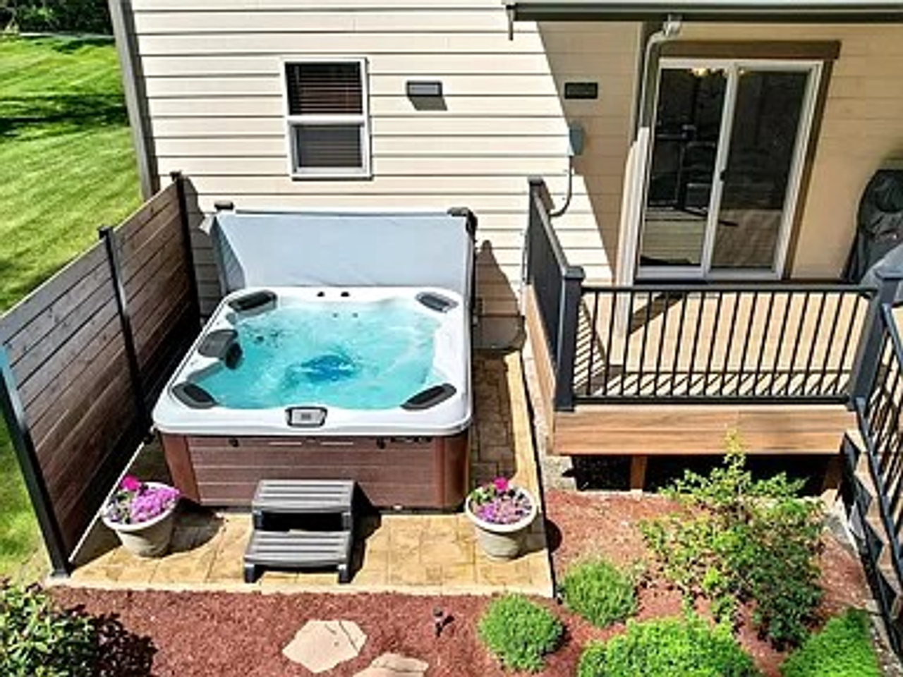 2631 Nw Birkenfeld Way - Photo 3 of 50