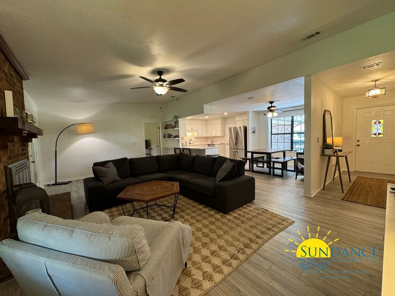 308 Cypress St - Photo 3 of 36