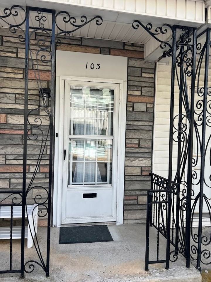 103 S William St - Photo 2 of 25