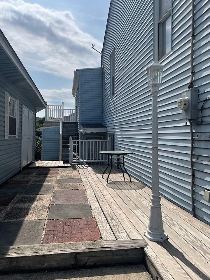103 S William St - Photo 3 of 25