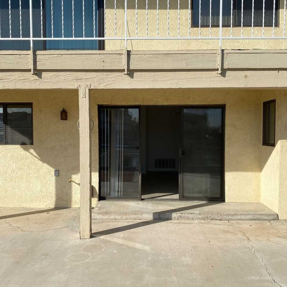 13765 White Sail Dr - Photo 4 of 30