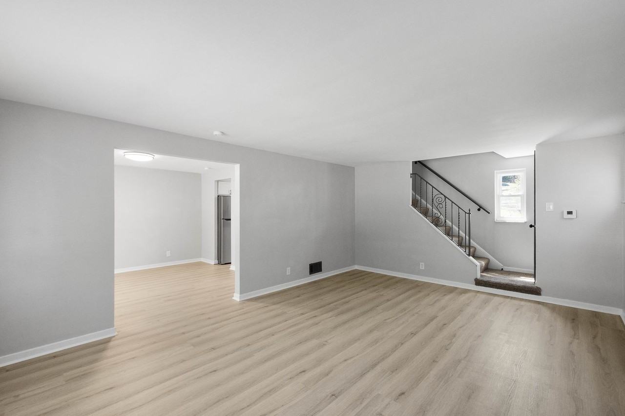 1431 Oberlin St - Photo 3 of 19