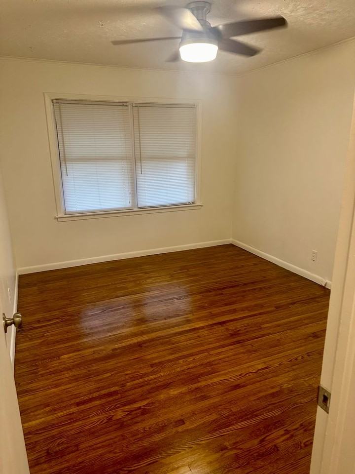 510 S 74th East Ave - Photo 2 of 21