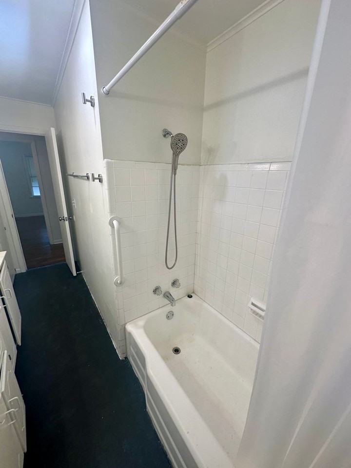 510 S 74th East Ave - Photo 5 of 21