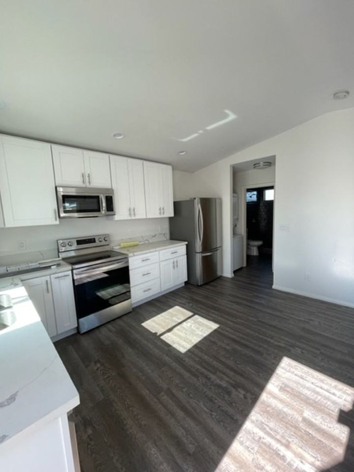6377 Newsome Dr - Photo 3 of 9